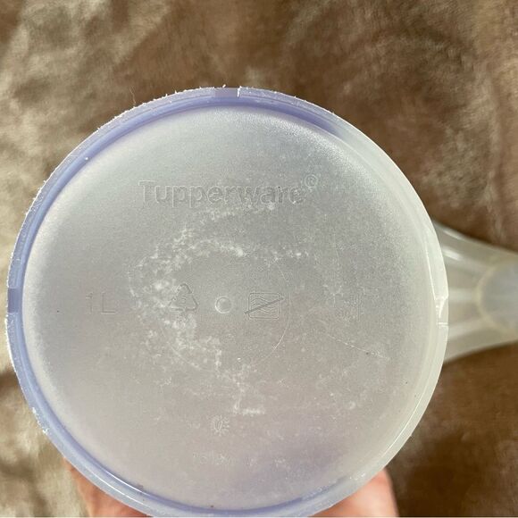 Tupperware Blue and Clear Measuring Jug 1000 ml (metric) - Picture 7 of 7